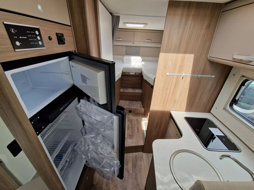 Caravan 4 berth - Manual