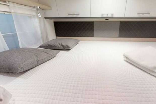 Caravan 6 berth - Manual