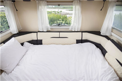 Discovery - 5 berth motorhome with rear U-lounge